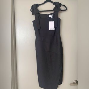 Belle Badgley Mischa 🚨Runs Larger 🚨black dress with bow shoulders